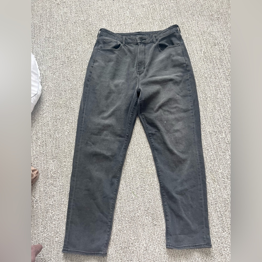 American Eagle Mom Jeans